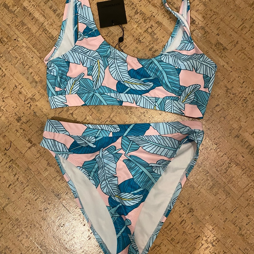High waisted bikini